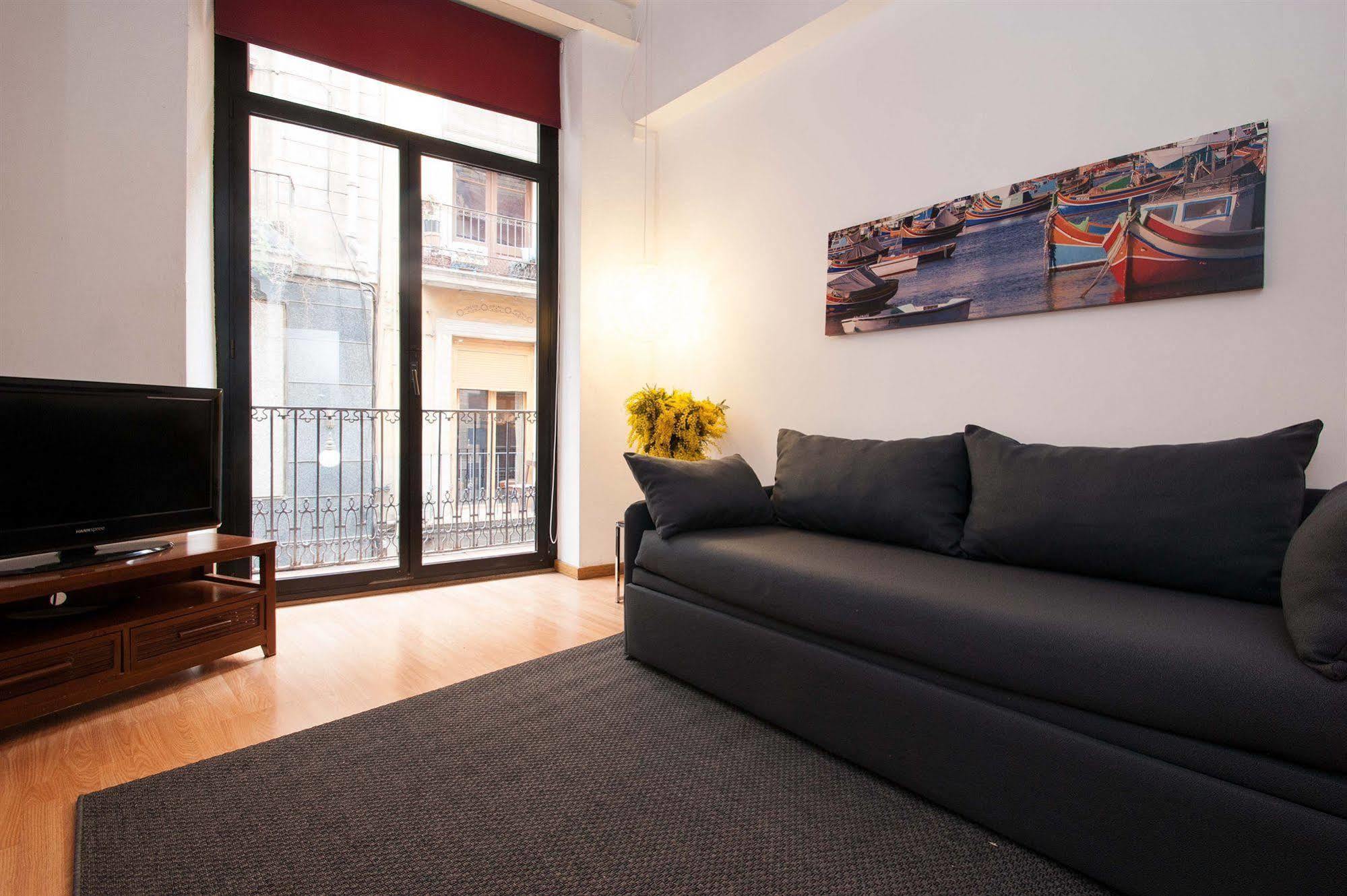 Short Stay Group Liceu Serviced Apartments Barcelona Exterior photo