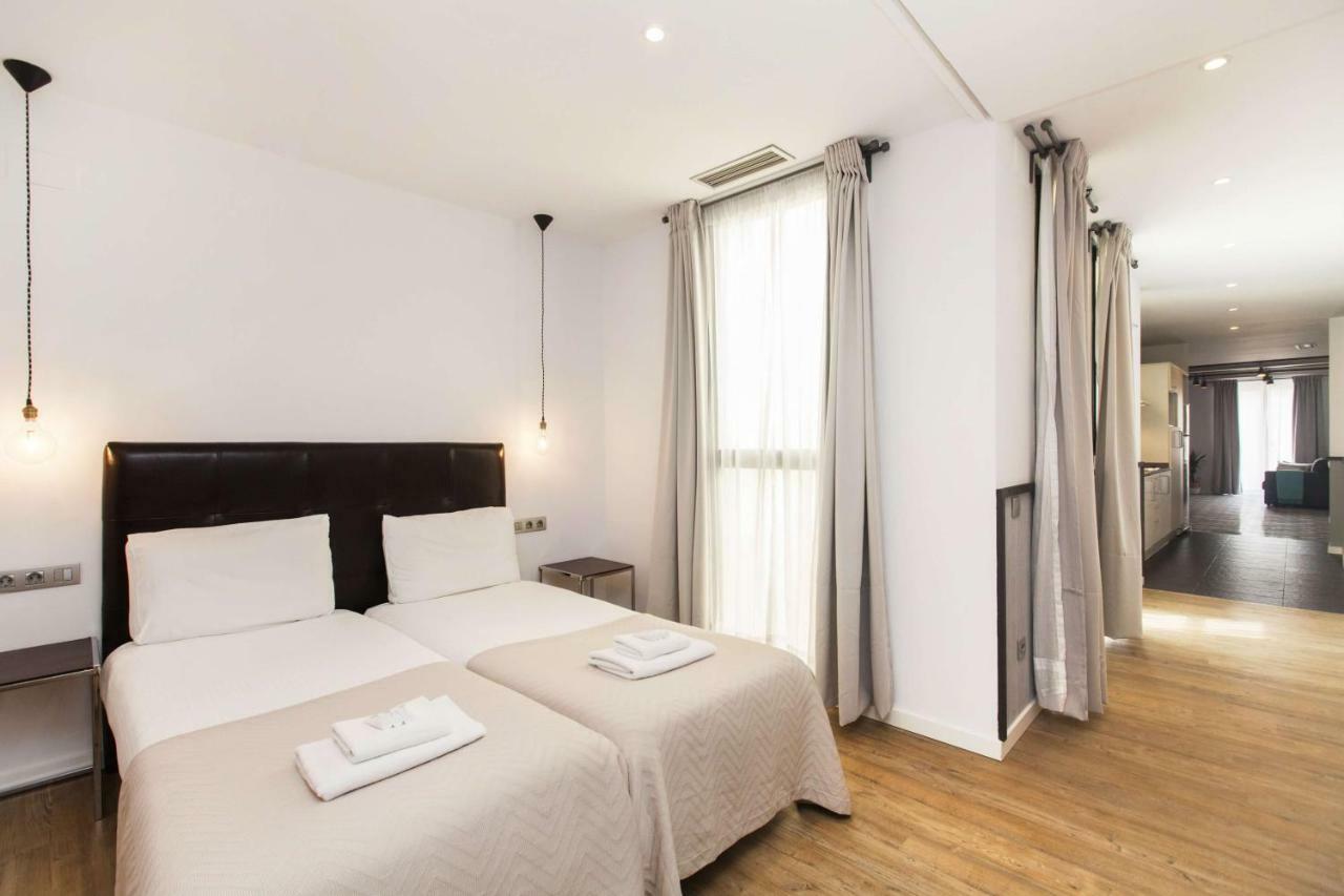 Short Stay Group Liceu Serviced Apartments Barcelona Exterior photo