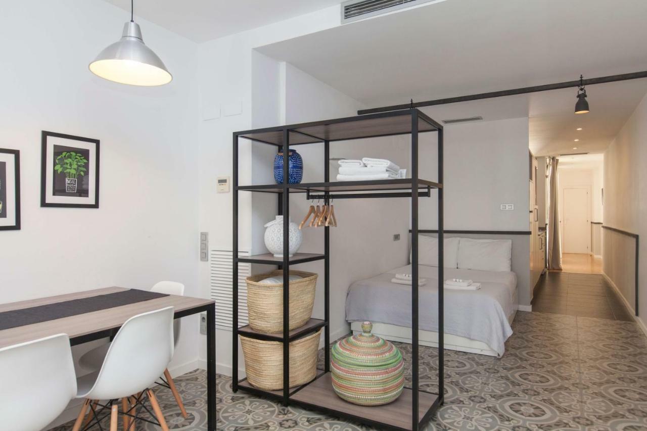 Short Stay Group Liceu Serviced Apartments Barcelona Exterior photo